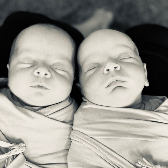 Meet your Posh Ambassador, Jen ♥️ - Picture 9 of 10